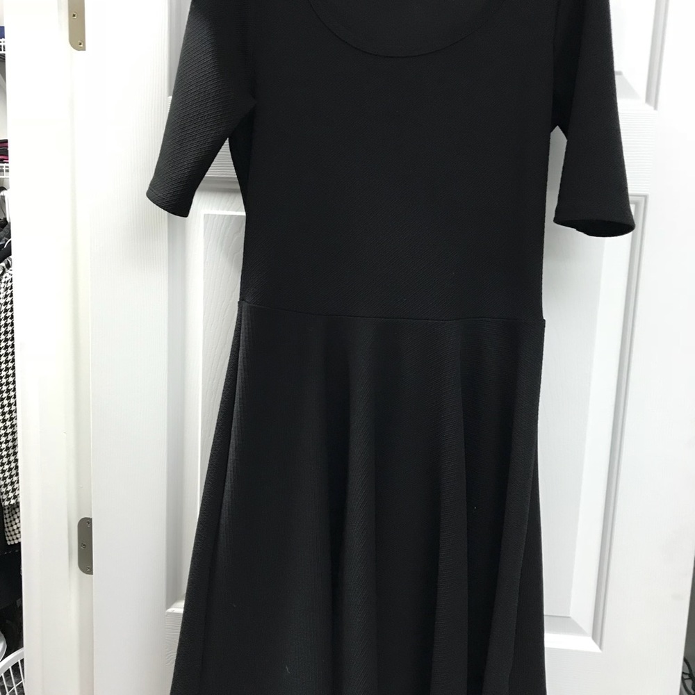 Lularoe Nicole Dress sz L solid black